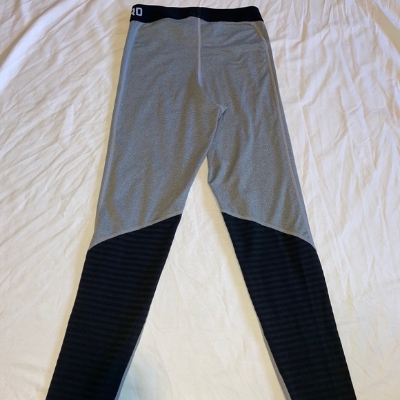 Nike Pro Leggings - Picture 2 of 3